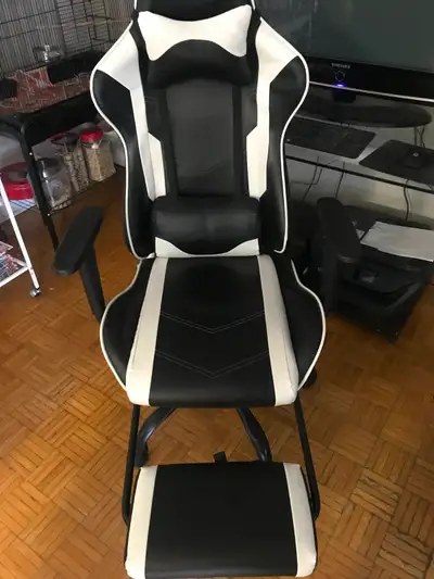 FINAL CLEARANCE ON THIS COMPLETE GAME/COMPUTER CHAIR, View more