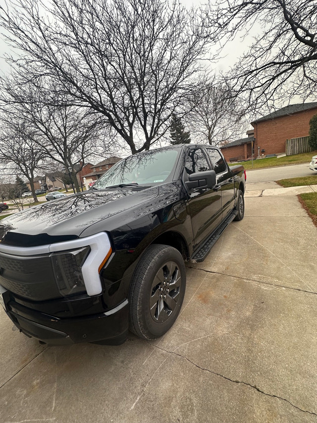 F150 Lightning XLT standard range in Cars & Trucks in St. Catharines