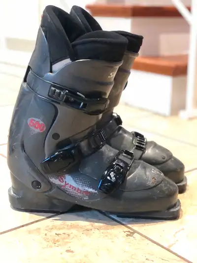 If you're reading this, the item is still available! I remove ads once items are sold. Ski Boots - S...