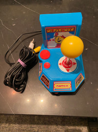 Ms. PAC-MAN Plug &amp; Play Jakks 5-In-1 TV Game Handheld Arcade