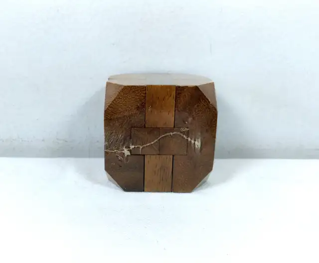 Hidden Passage Handcrafted Puzzle Cube64335578996611123