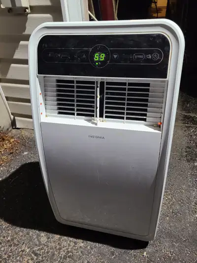 Air Conditioner (Pickup near Algonquin College / Sportsplex), View more