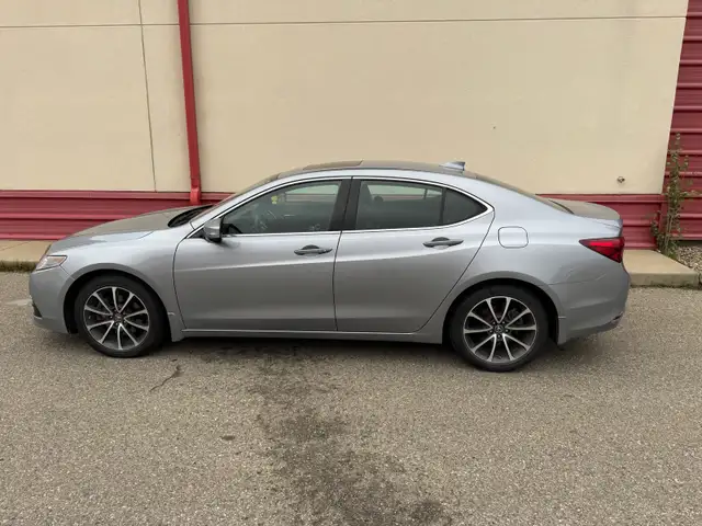 2015 Acura TLX Tech Sedan - Low Kms!! / Loaded!!