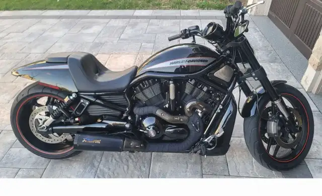 2014 Harley Davidson Night Rod for sale. Only 9700km in Street, Cruisers & Choppers in City of Toronto - Image 4