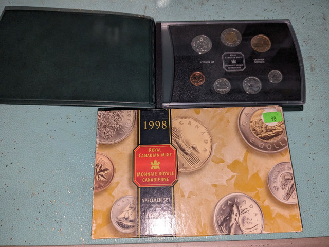 ASSORTED PROOF/SPECIMAN CANADIAN CANADA SILVER COIN SETS in Arts & Collectibles in Hamilton