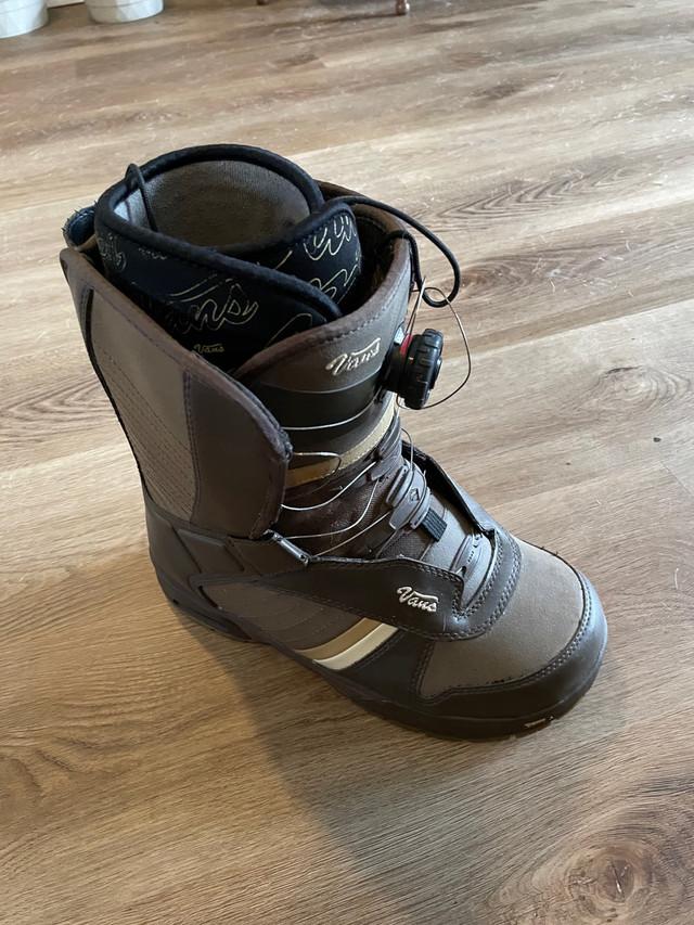 Vans Snowboard Boots (women’s size 10) in Snowboard in London - Image 2