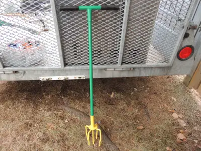 Hand Cultivator/Aerator Yardworks, View more