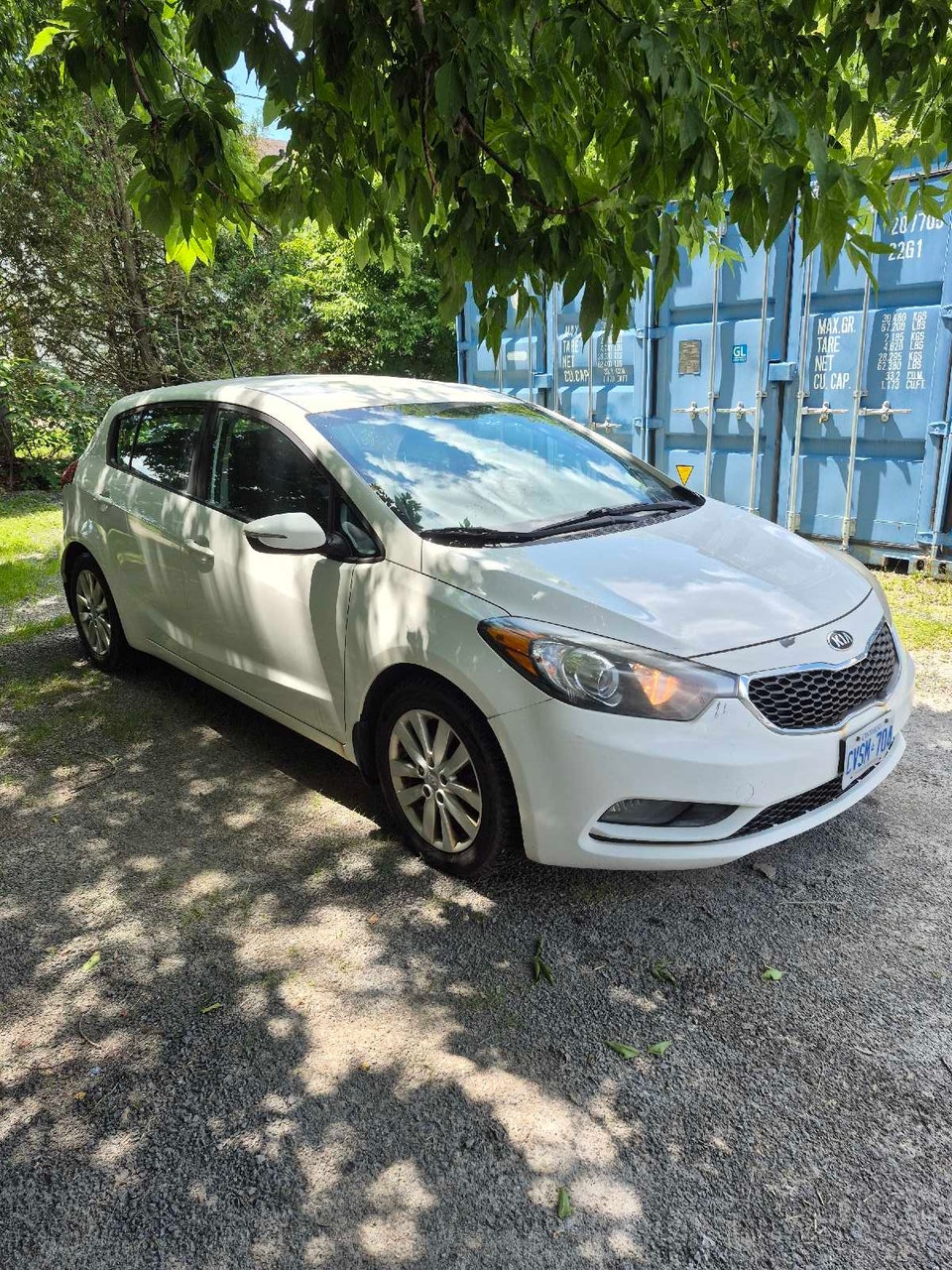 Kia Forte5 2016 photo 2