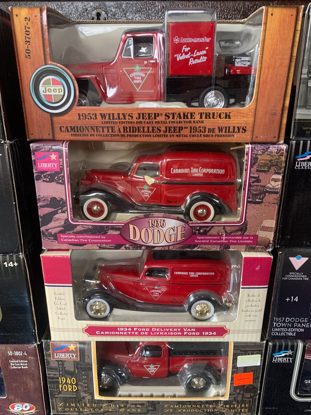 Diecast Canadian Tire Trucks 1:24  in Arts & Collectibles in Belleville - Image 3