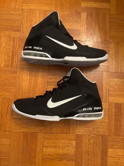 men’s LIKE NEW Nike air max size 10,   condition, View more
