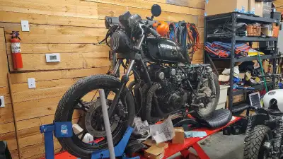 Lot of Suzuki GS650s, 2 full bikes with ownerships and 1 parts bike, good sets of tires, different h...