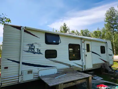 2007 Palomino Puma 27' Bunkhouse model Queen size bed Sleeps 7