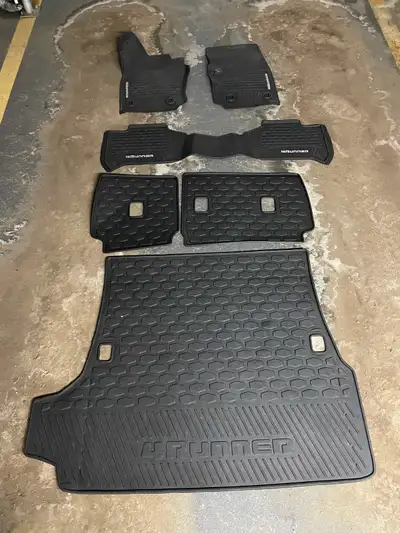 These are OEM 2025 Toyota 4 Runner all weather floor mats. They are like new. Removed from vehicle s...