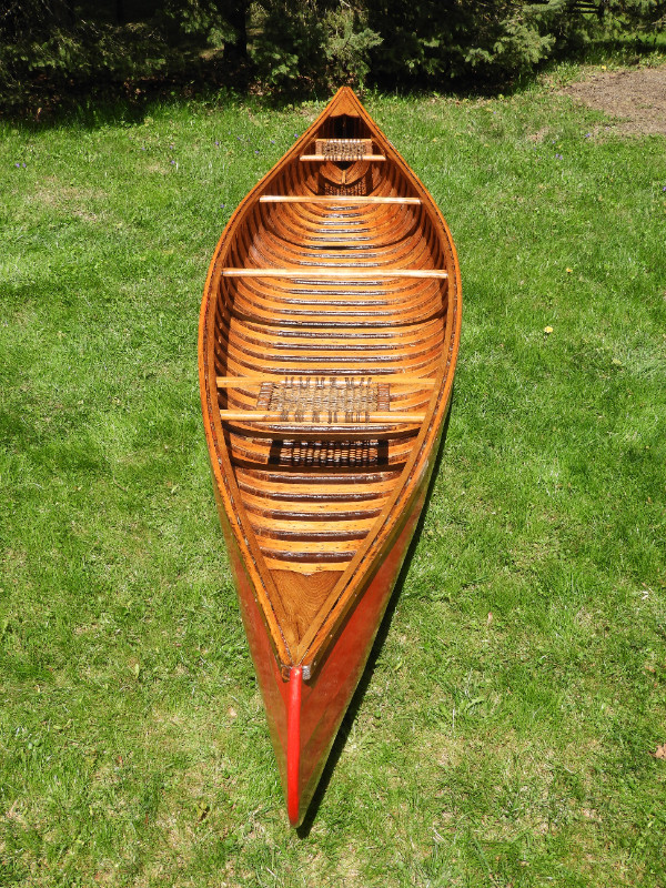 16 Foot Cedar Strip Canoe in Water Sports in Mississauga / Peel Region - Image 4