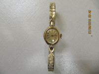 Classic Vintage Ladies Timex Gold Tone Wind Up Dress Watch 1960s