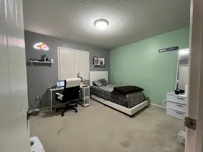 Furnished Private Room for Rent – Cambridge (Near Townline Rd) – Available March 1, 2026 A fully fur...