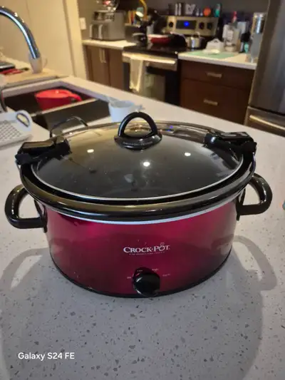 Crock-Pot Slow Cooker and Frigidaire Ice Maker, View more