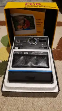 Vintage Kodak EK6 Camera With Flash In Original Boxes