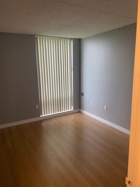 Large 3-Bedroom condo for rent. in Long Term Rentals in Oshawa / Durham Region - Image 6
