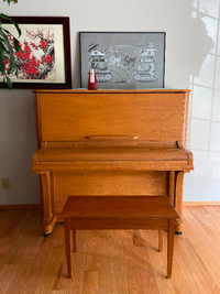 upright piano