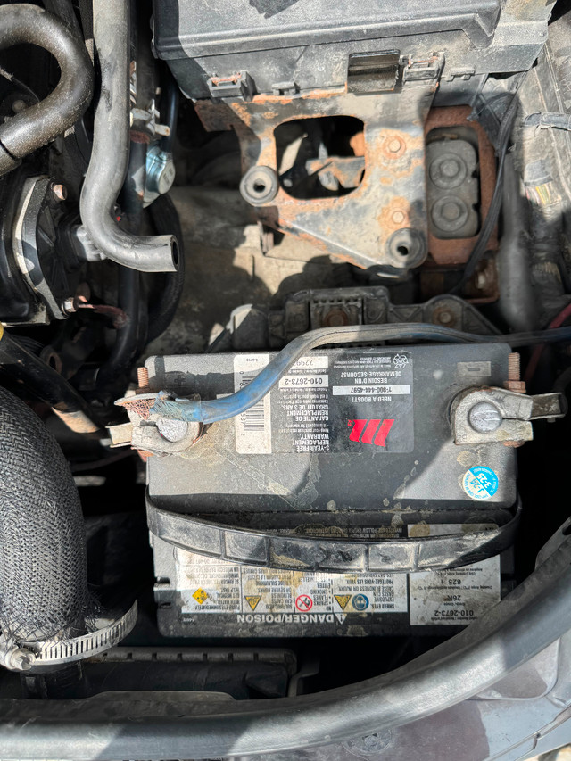 Towing,Battery Boost, Tire Change in Towing & Scrap Removal in Calgary - Image 3