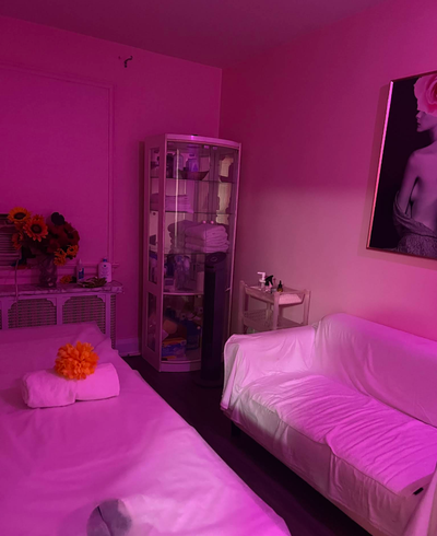 FULL SERVICE - MASSAGE ATTENDANT WANTED, View more