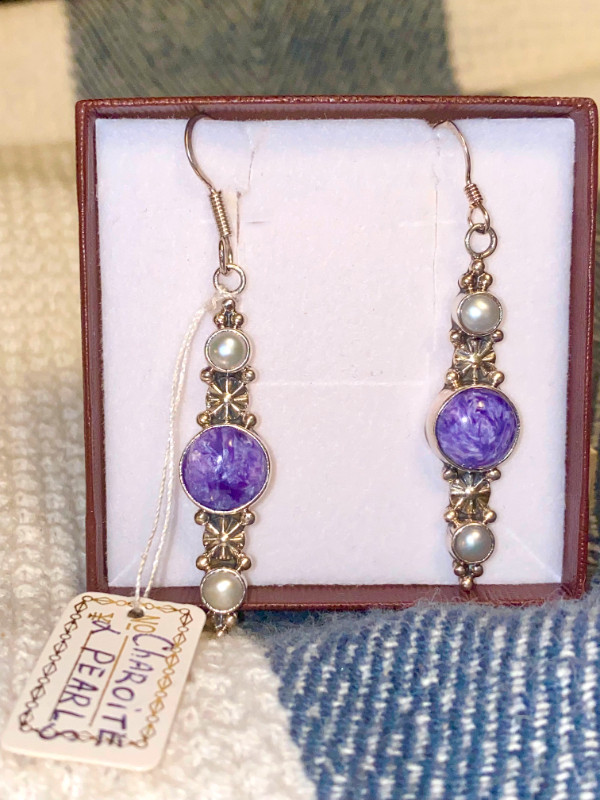 Vintage sterling silver with Charoite and Pearls stones in Jewellery & Watches in City of Toronto - Image 4