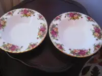 Royal Albert Old Country Roses - 2 rimmed soup bowls