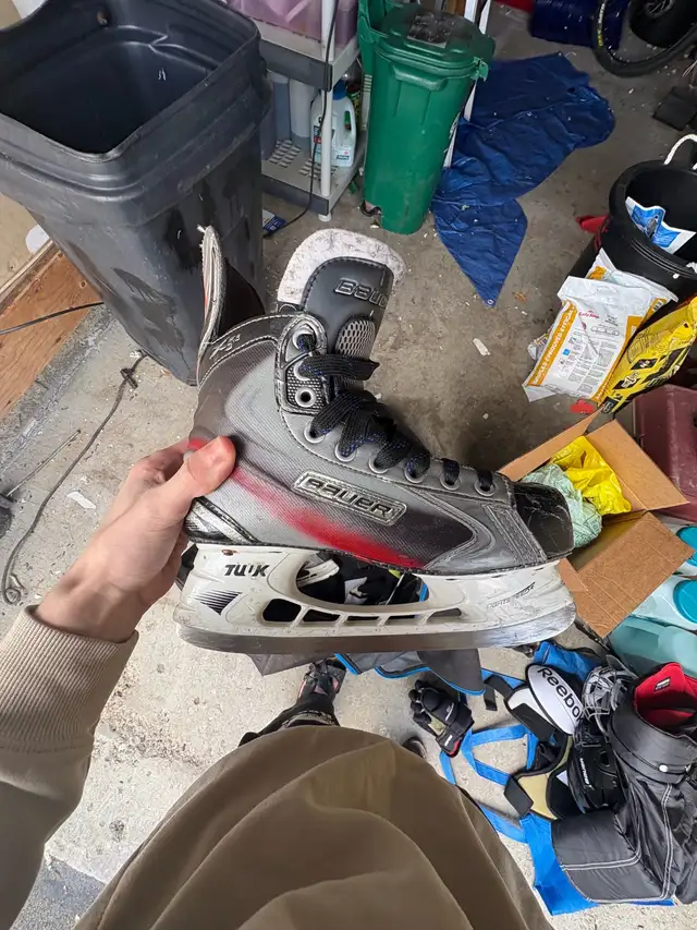 hockey gear youth BEST OFFER TODAY GETS THEM in Hockey in Markham / York Region - Image 9