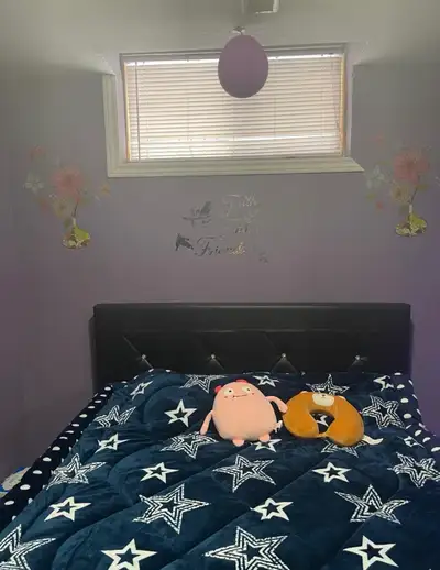 Shared Room for Rent – Girls Only | All Utilities Included | Prime Location Near Conestoga College A...