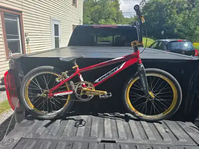 Bombshell Advent Viper BMX Race Bike - Expert XL, View more