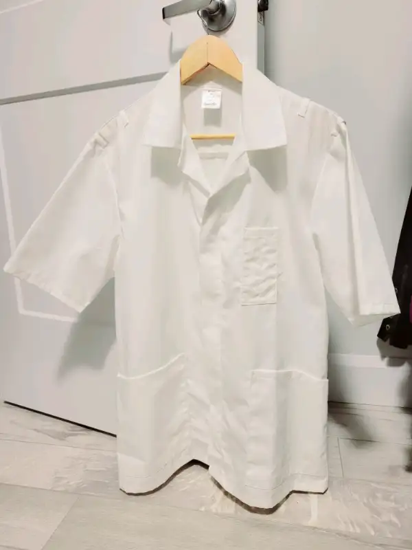 New Men Alexandra healthcare work tunic lab coat H572 in Men's in Bedford - Image 2