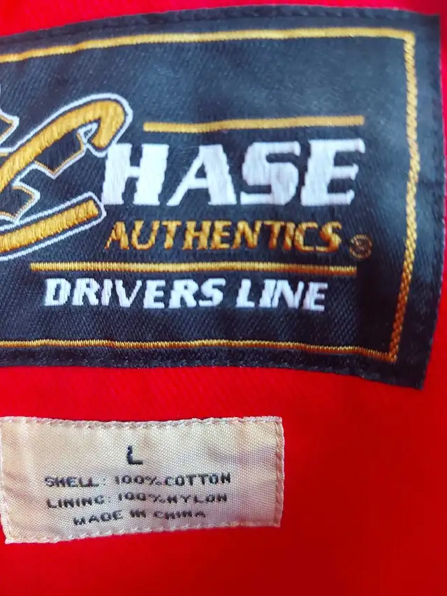 Chase Authentics Jacket in Men's in Mississauga / Peel Region - Image 4