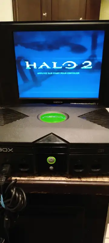 Xbox 1 ère génération, console de jeux Xbox, xbox original, xbox in Older Generation in Laval / North Shore - Image 4