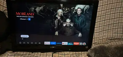 Sony Bravia KDL-32XBR6, View more