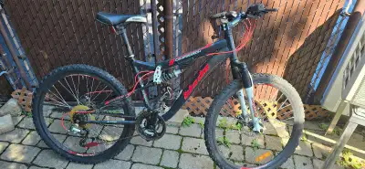Vélo usagé, View more
