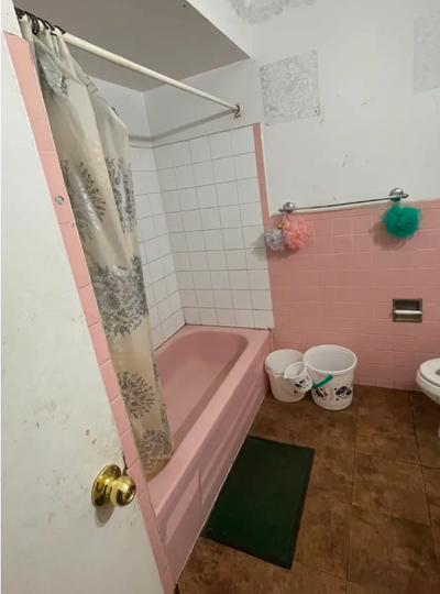 AVAILABLE NOW!!! (FROM SEPTEMBER) CALL 4168443482 - IN MALTON - CLOSE TO GURU GHAR - CLOSE TO BUS ST...