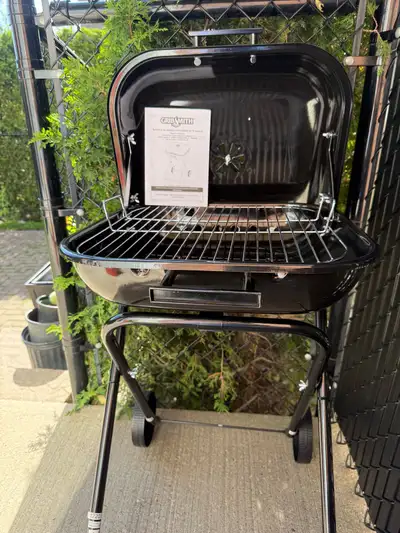 BBQ portatif / charbon 8kl et housse, View more