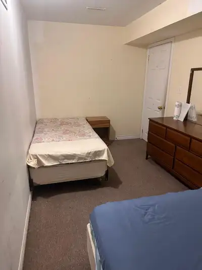 PRIVATE room for 1 MALE GREAT location - David St. i.e. Queen / Main St - downtown Brampton Complete...