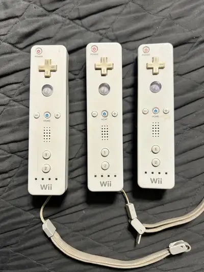 Authentic Nintendo Wii Remote. $25 EACH