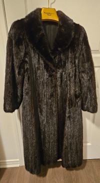Vintage Diamond Point Black Mink Fur Coat  M/L