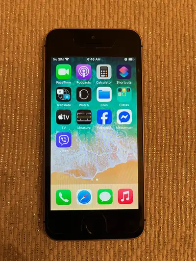 Iphone SE, 16GB, View more