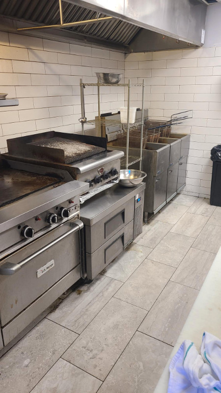 RESTAURANT EQUIPMENT FOR SALE in Other Business & Industrial in Oshawa / Durham Region - Image 2