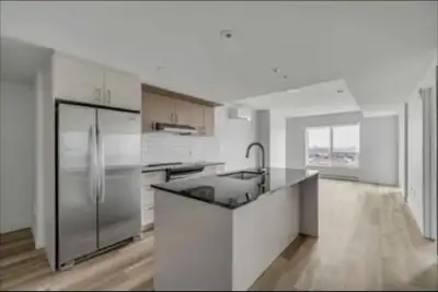 3 1/2+ Cessation de bail à Lévis 6e étage - vue terrasse intérieur Tous les électroménagers, Interne...