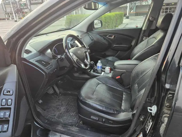 2015 hyndai Tucson 534371435419412489