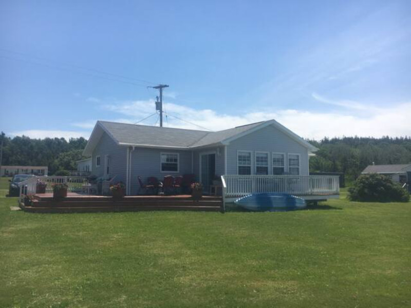 Waterfront cottage on beautiful warm beach! Houses for Sale New