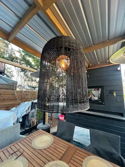 Lustre métal noir, View more