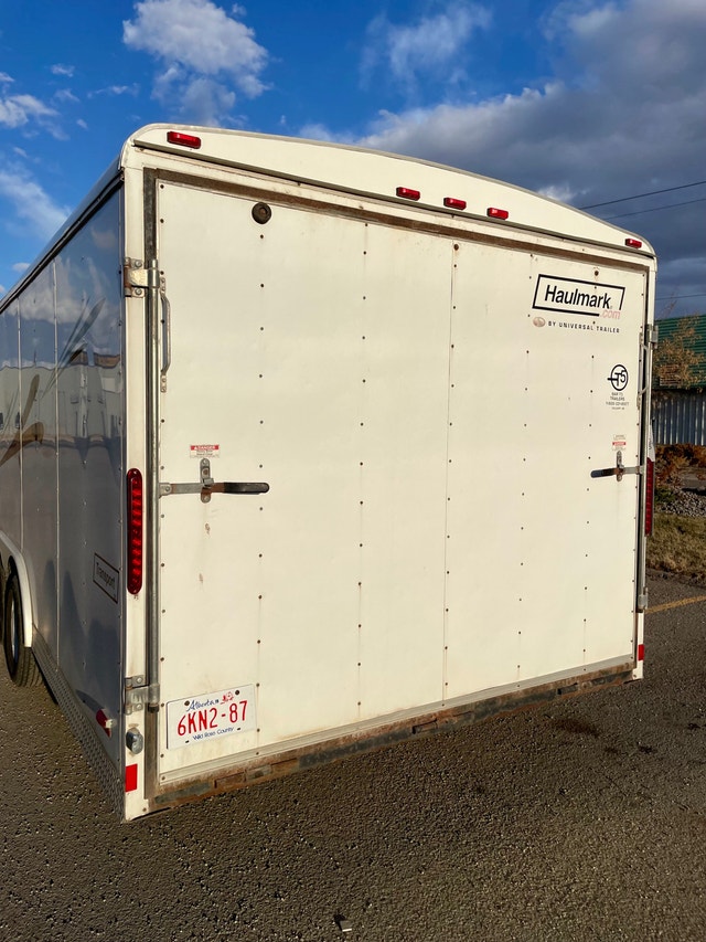 2008 Haulmark 8.5x24 Enclosed trailer Cargo & Utility Trailers Red Deer Kijiji