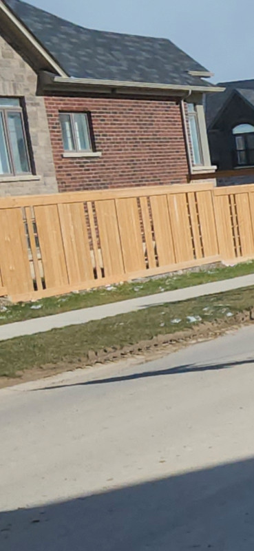Looking to hire deck & fence building crew in Construction & Trades in Hamilton - Image 2