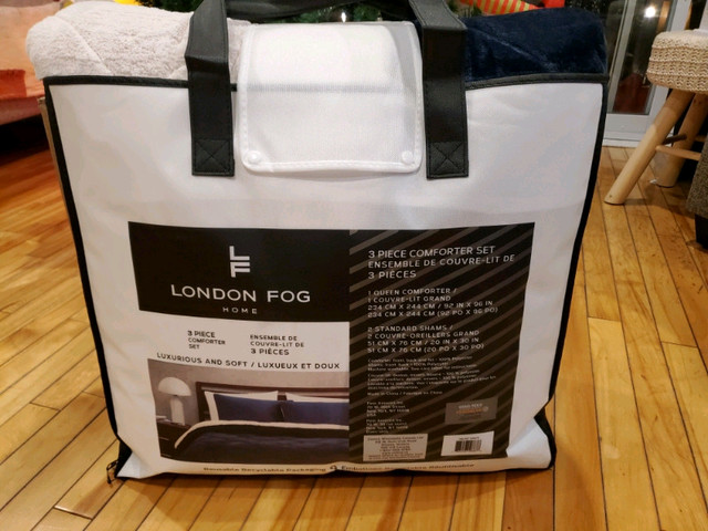 New luxurious comforter set with bag in Bedding in Ottawa - Image 2